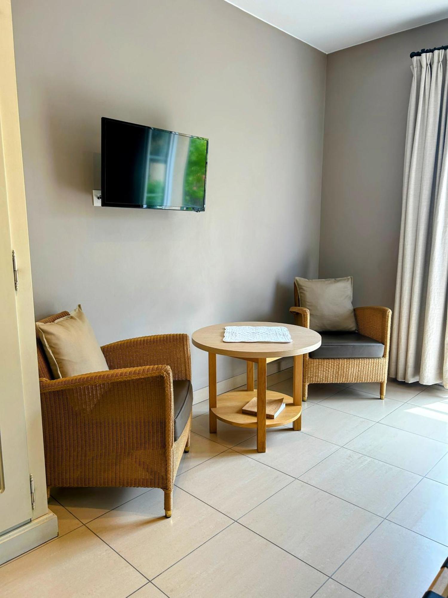 Suite Superieure Domaine Du Golf St Endreol, 1 A 2 Personnes La Motte Exterior foto
