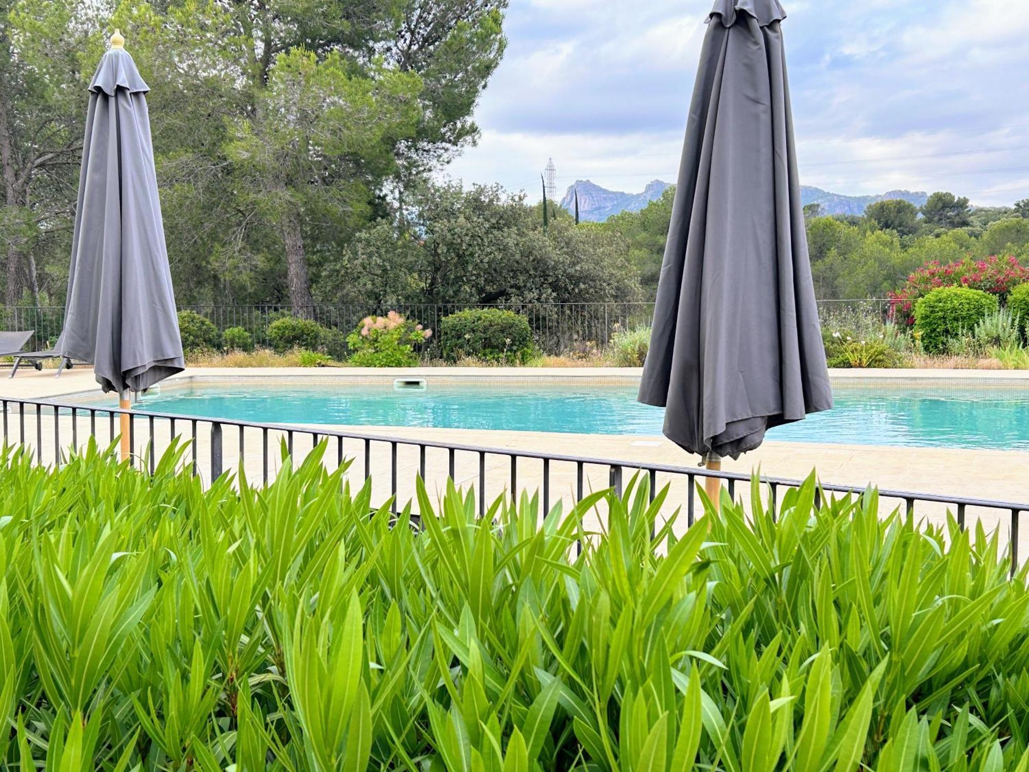 Suite Superieure Domaine Du Golf St Endreol, 1 A 2 Personnes La Motte Exterior foto